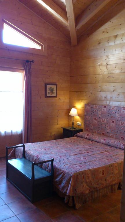 Aras Rural Guest House Aras De Los Olmos Phòng bức ảnh