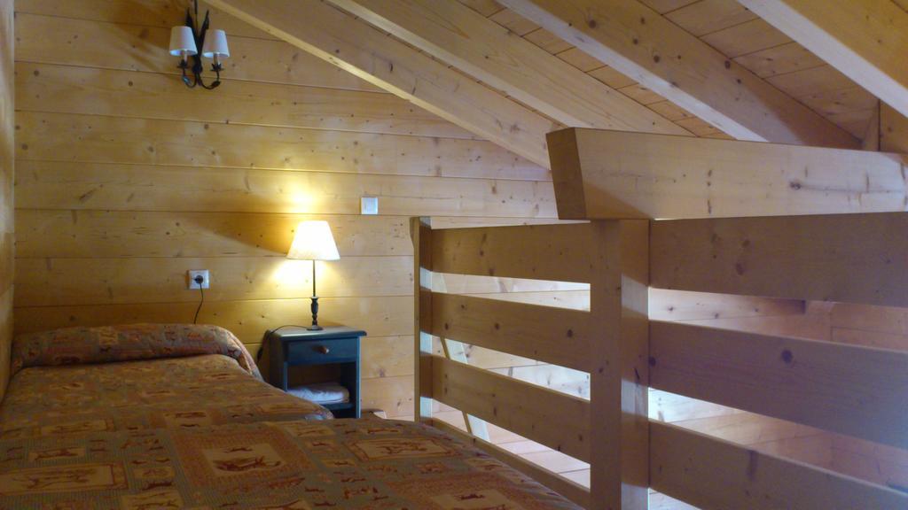 Aras Rural Guest House Aras De Los Olmos Phòng bức ảnh
