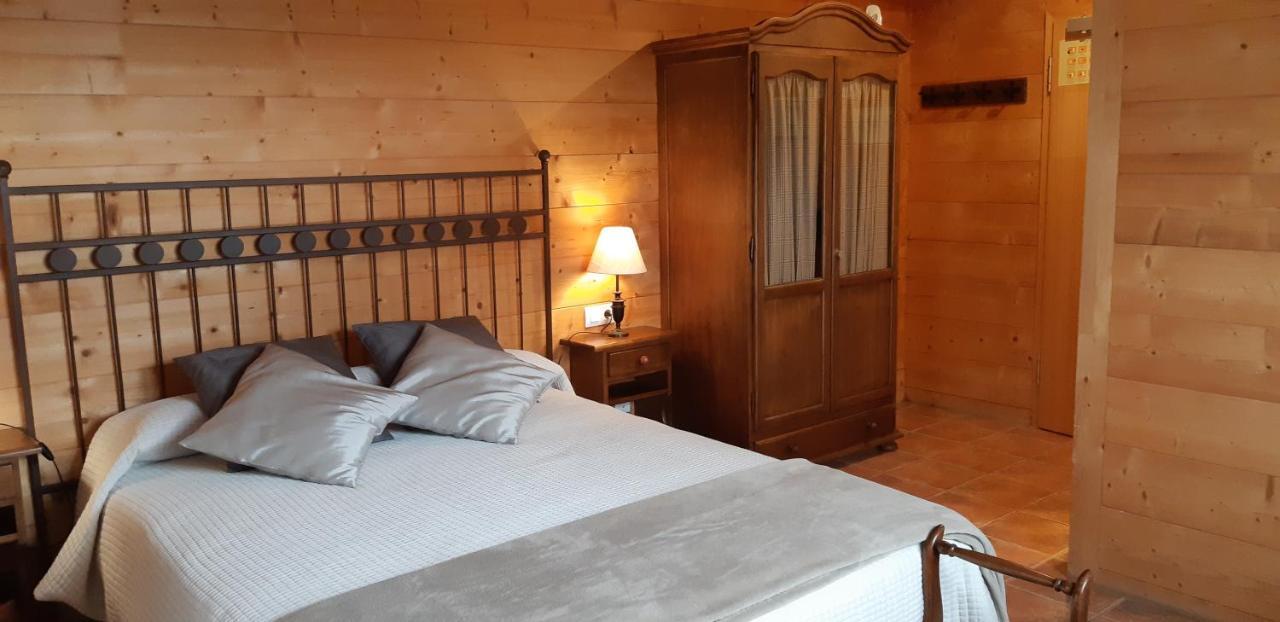 Aras Rural Guest House Aras De Los Olmos Ngoại thất bức ảnh